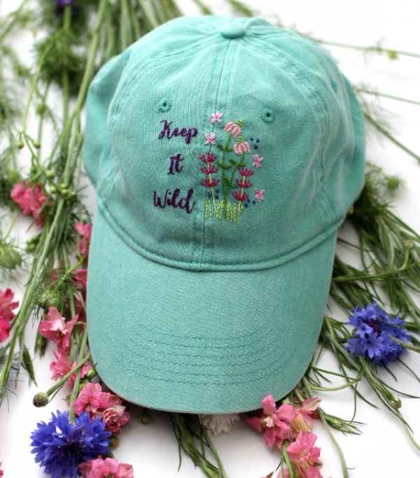 Topi Baseball dengan Tulisan Tangan